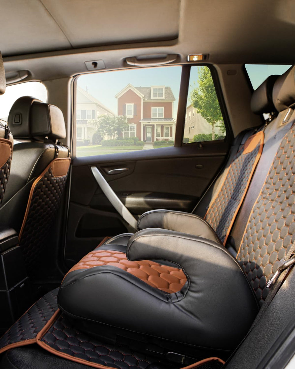 Black-Brown Backless Booster, Waterproof Seat Protector & Backseat Organizer H76685