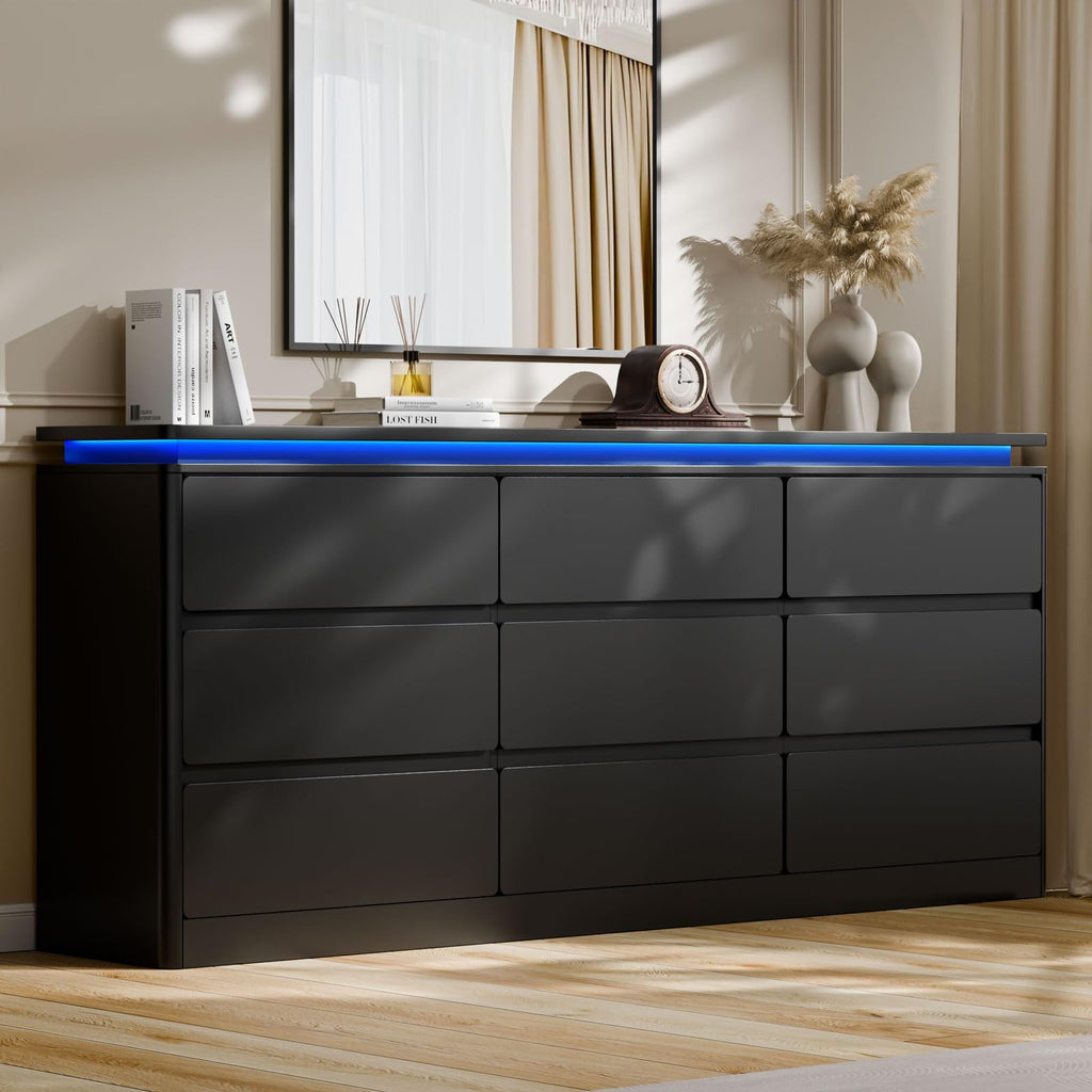 Black 9 Drawer Dresser with LED Lights R109
