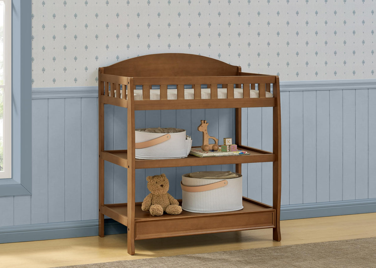 Infant Changing Table with Pad Y870304