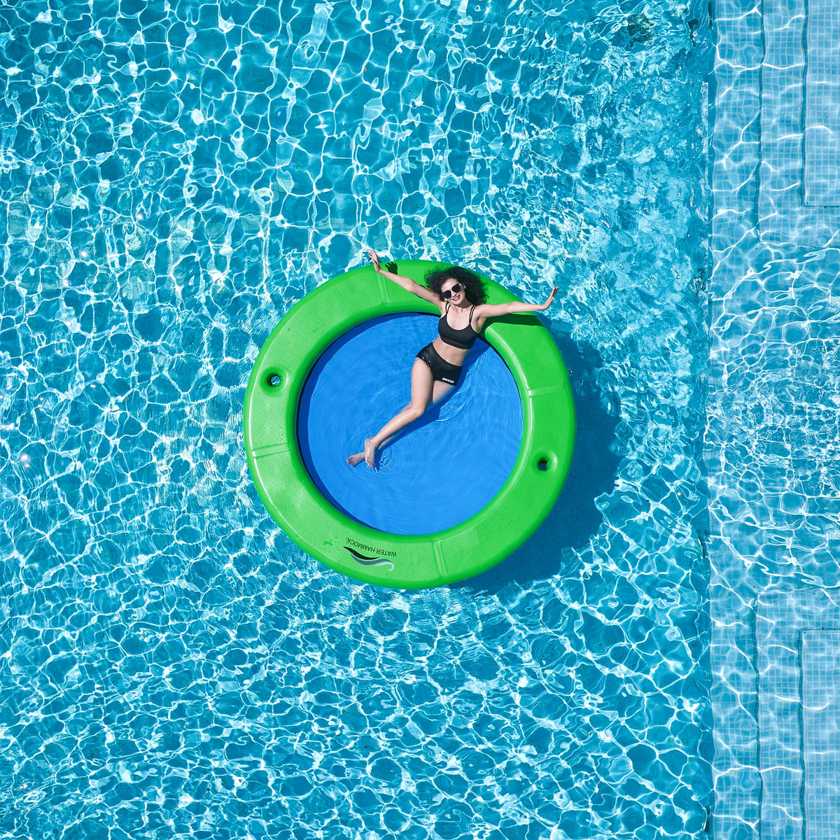 Inflatable Water Hammock with Cup Holder Z84373
